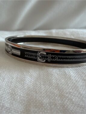 Hermes Black and Silver Enamel Belt-Print Bangle
